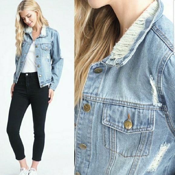 Last1 Host Pick๐Lightwash Distressed Denim Jacket - Picture 3 of 3